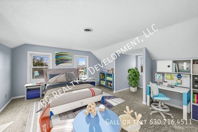 Building Photo - 4311 IL-176-Unit C