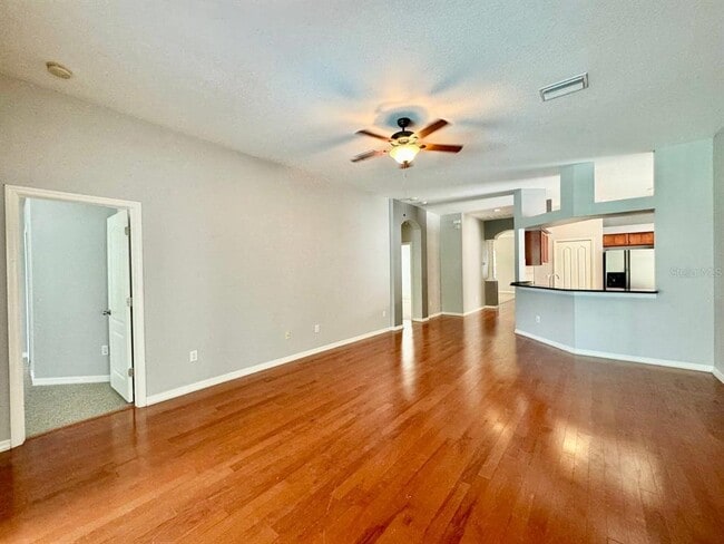 Building Photo - 18205 Fall Creek Dr