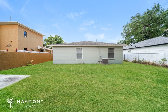 Building Photo - 2709 W Palmetto St