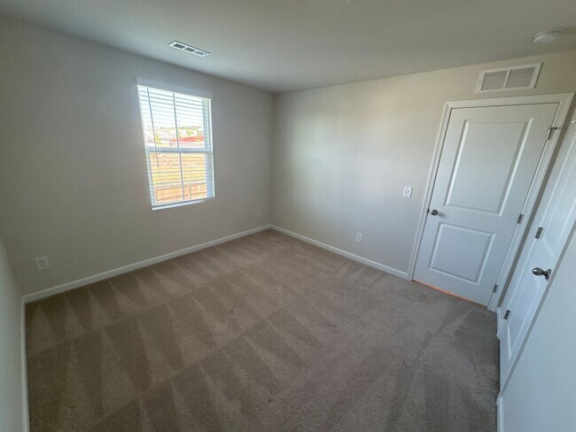 Building Photo - 3009 Sapgate Ln