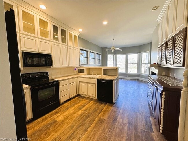 Building Photo - 3603 Free Ferry Rd