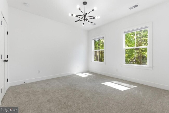 Building Photo - 916 Waterview Dr