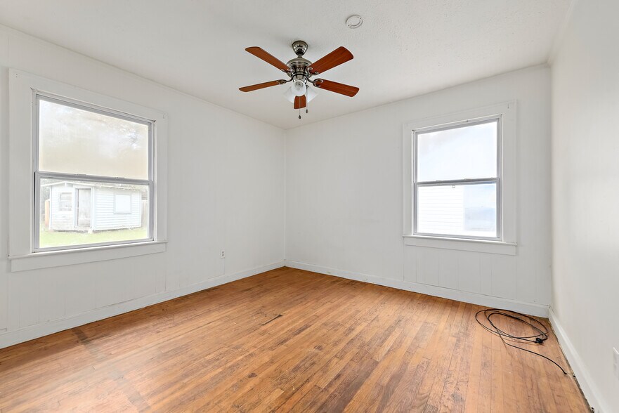 Building Photo - 223 Fair Ave