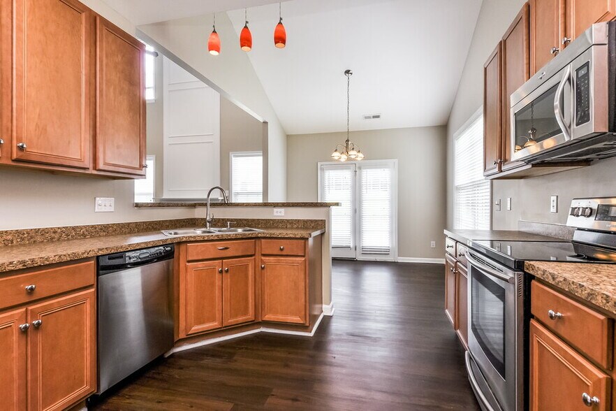 Building Photo - 9309 Doss Ct