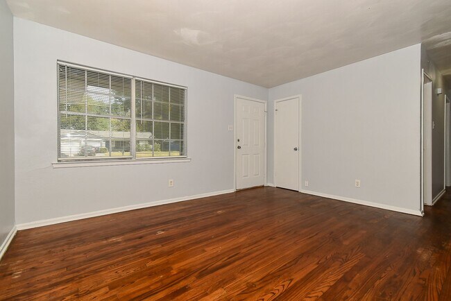 Building Photo - 6508 Finch-House