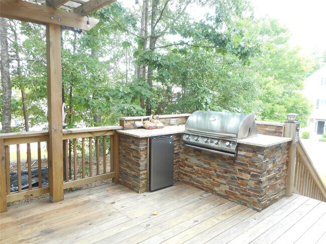 Building Photo - 9628 Daufuskie Dr