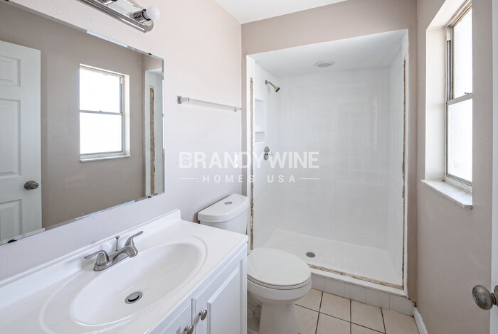 Building Photo - 6433 Sardina Blvd