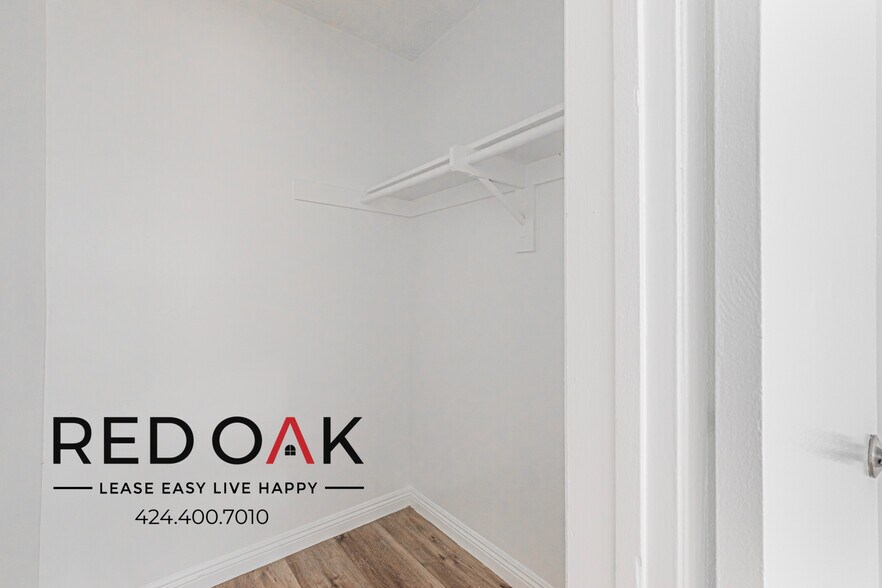 Building Photo - 12460 Lakewood Blvd