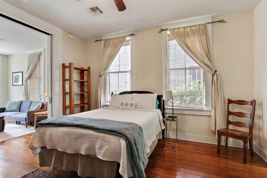 Bedroom with working pocket doors - 1108 General Pershing St