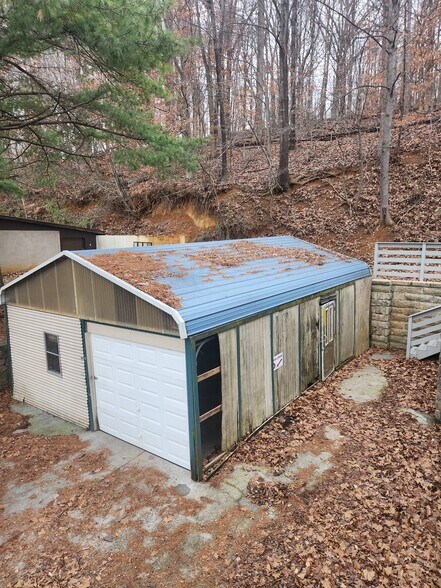 Building Photo - 2119 US-421