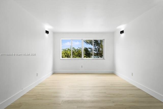Building Photo - 14820 Naranja Lakes Blvd