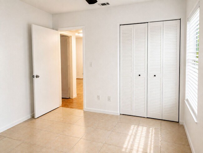 Building Photo - 4808 Ho Wil Ln