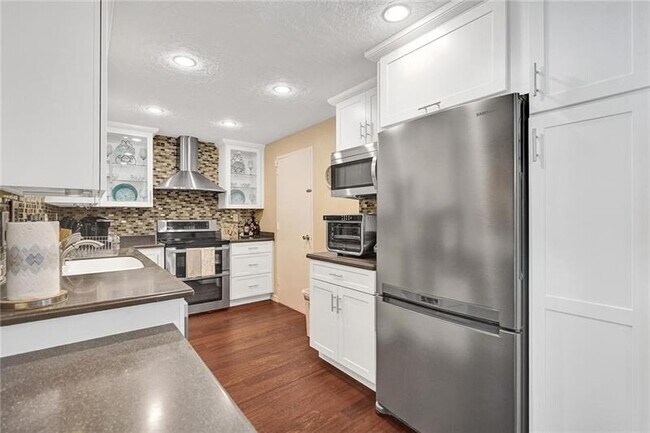 Building Photo - 4250 Galt Ocean Dr