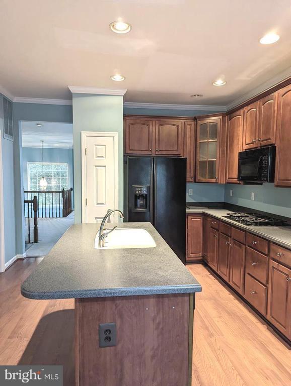 Building Photo - 14173 HUNTERS Way