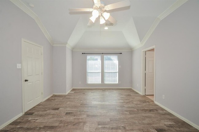 Building Photo - 7439 Parkcross Pl