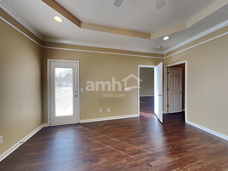 Building Photo - 366 Sarava Ln