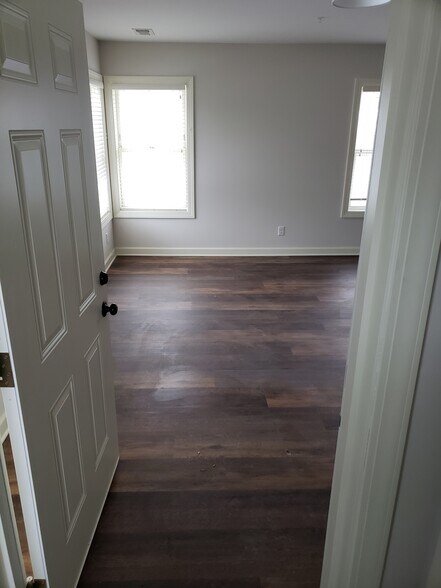 Building Photo - 4406-1 Nicollet Ave