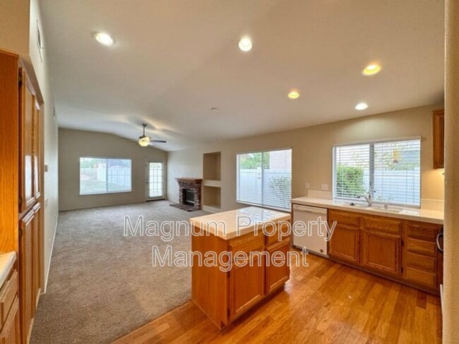 Building Photo - 32034 Corte La Puenta