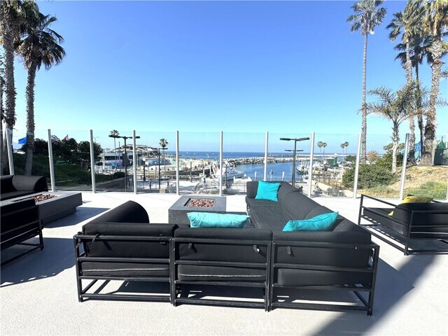 Building Photo - 660 The Village