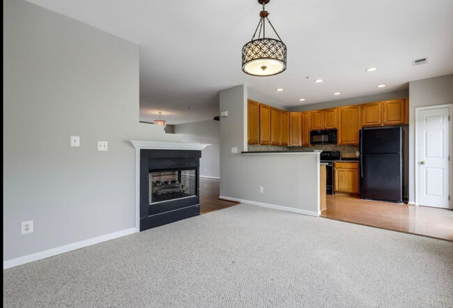 Building Photo - 5131 Anchorstone Dr