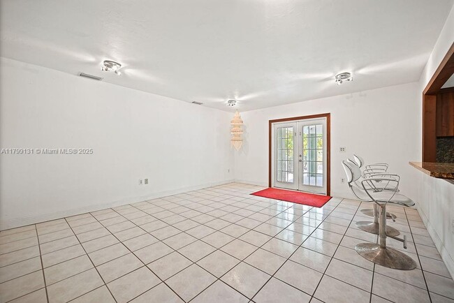 Building Photo - 26100 SW 192nd Ave