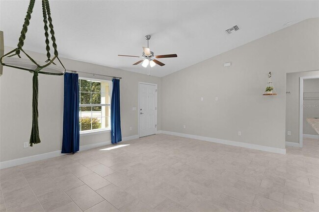 Building Photo - 501 Marion Oaks Golf Rd
