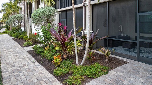 Building Photo - 5548 Palmer Cir