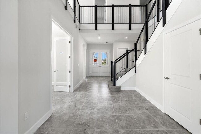 Building Photo - 15000 RedCove Pl