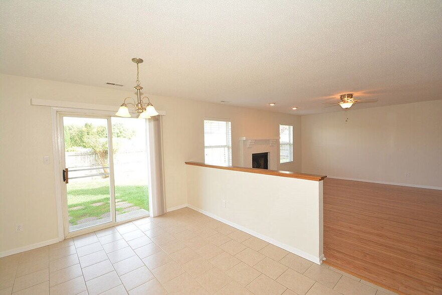 Building Photo - 7394 Tassel Ct