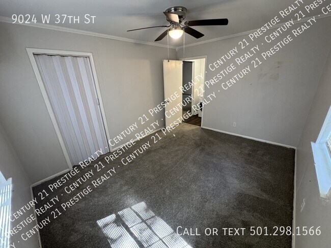 Building Photo - 9024 W 37th St