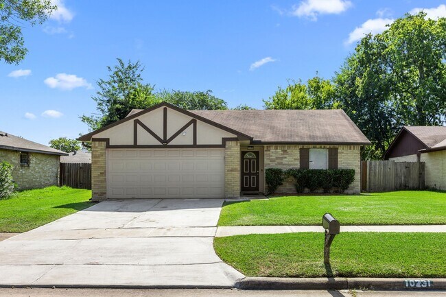 Building Photo - 10231 Gulfstream Ln