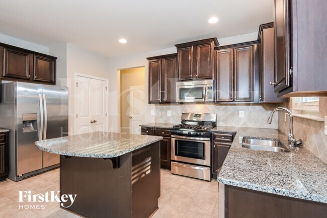 Building Photo - 204 Sleepy Way