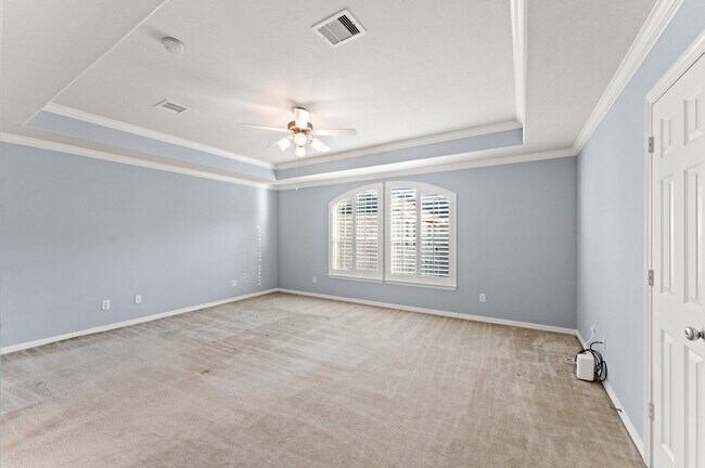 Building Photo - 10106 Holly Chase Dr