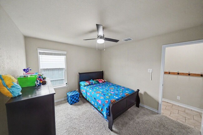 Building Photo - Spacious 4-Bedroom Retreat in Desirable Miller Ranch - Realtor Commission: $500