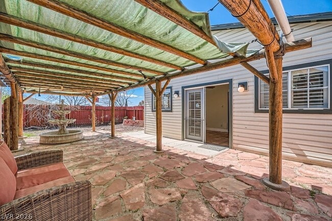 Building Photo - 536 Avenue L