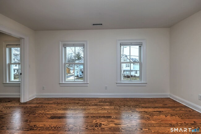 Building Photo - 75 Lafayette St