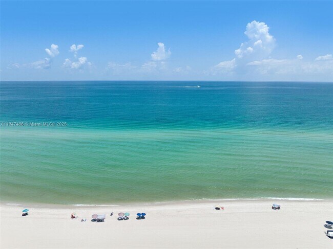 Building Photo - 6917 Collins Ave