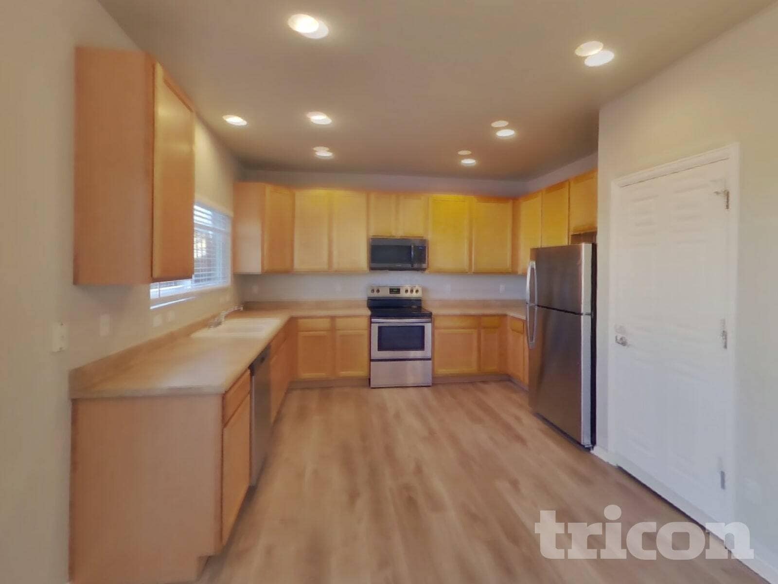 Building Photo - 6782 Camino Del Rey