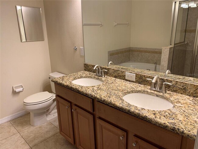 Building Photo - 10144 Arbor Run Dr