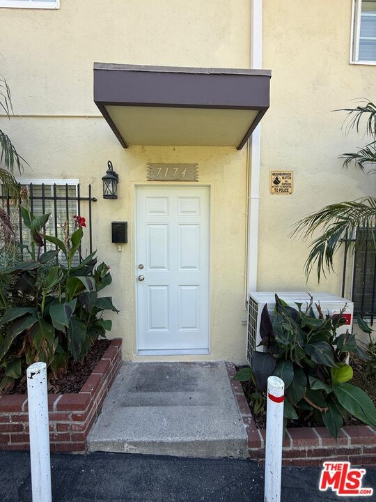 Building Photo - 7174 Valmont St
