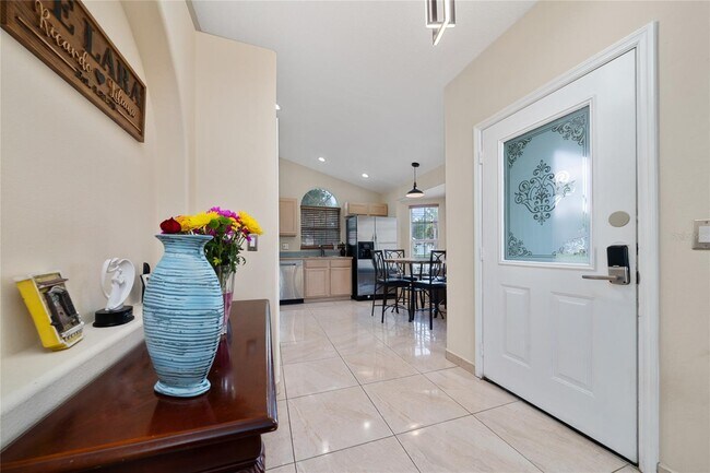 Building Photo - 1610 Oak Hill Trail