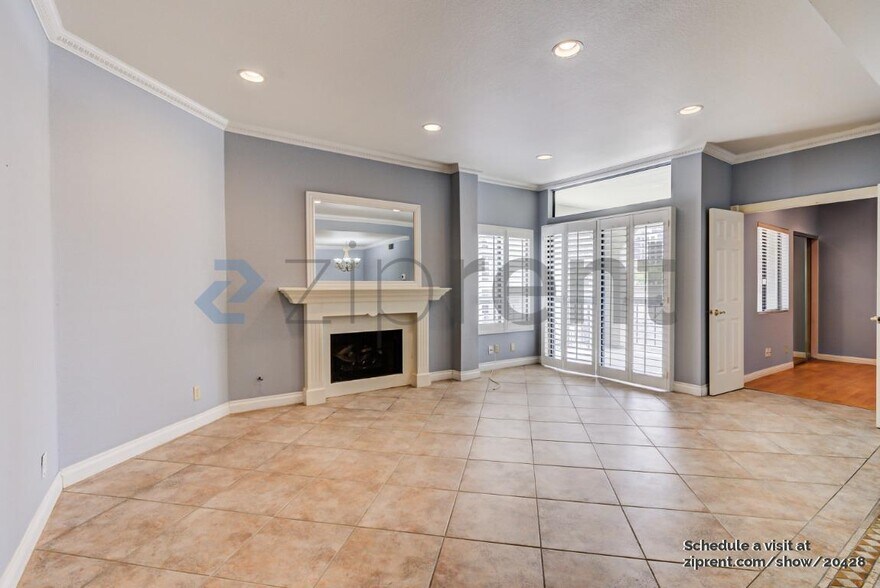 Building Photo - 601 N Kenwood St