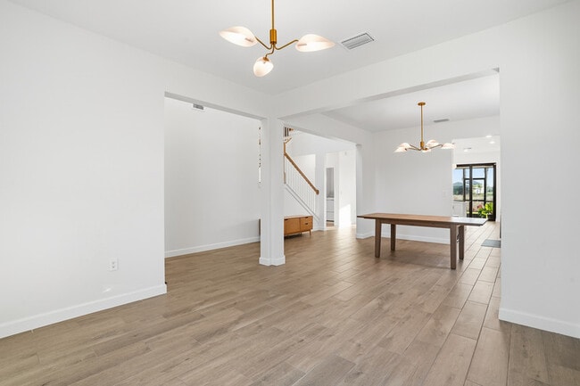 Building Photo - 18579 Ives Dr