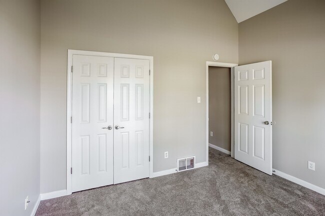 Building Photo - 1117 Averett Ln
