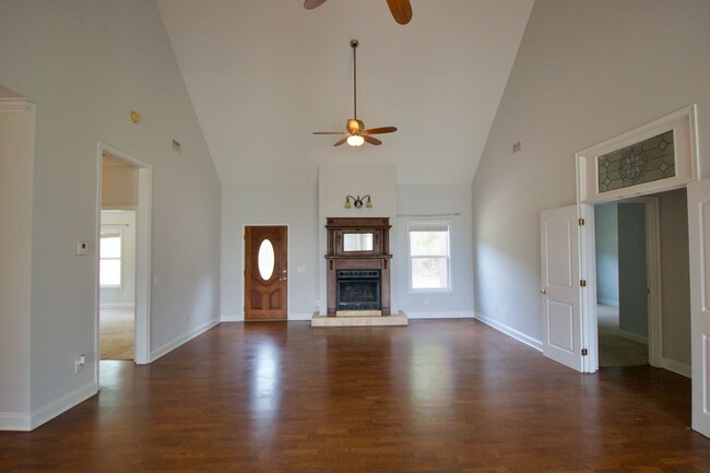 Building Photo - Wrights Mill Estates - 3 bed, 3 bath!