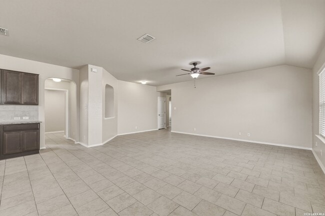 Building Photo - 8810 Double Oak