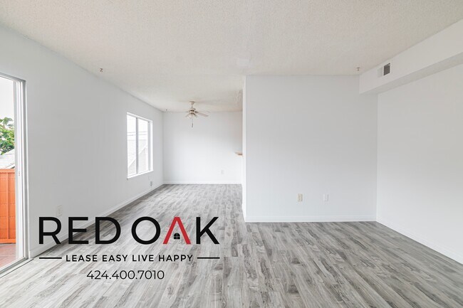 Building Photo - 1341 W 37th Pl
