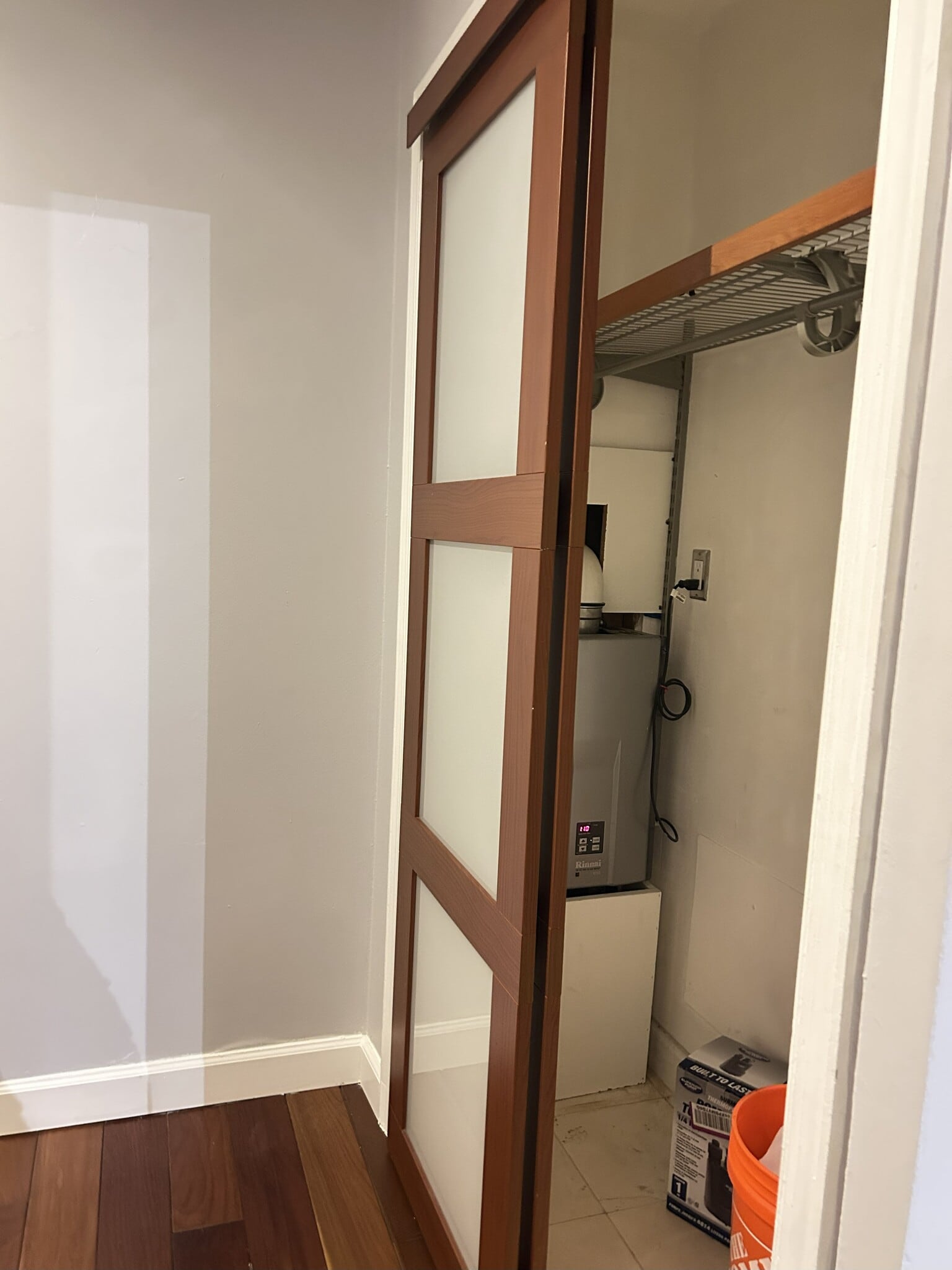 Building Photo - 118 Bates St NW