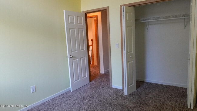 Building Photo - 12238 Spiney Ridge Dr S