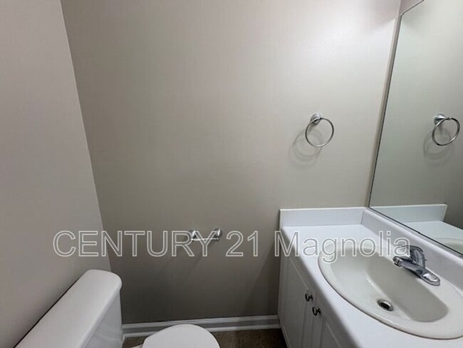 Building Photo - 1015 Micah Terrace